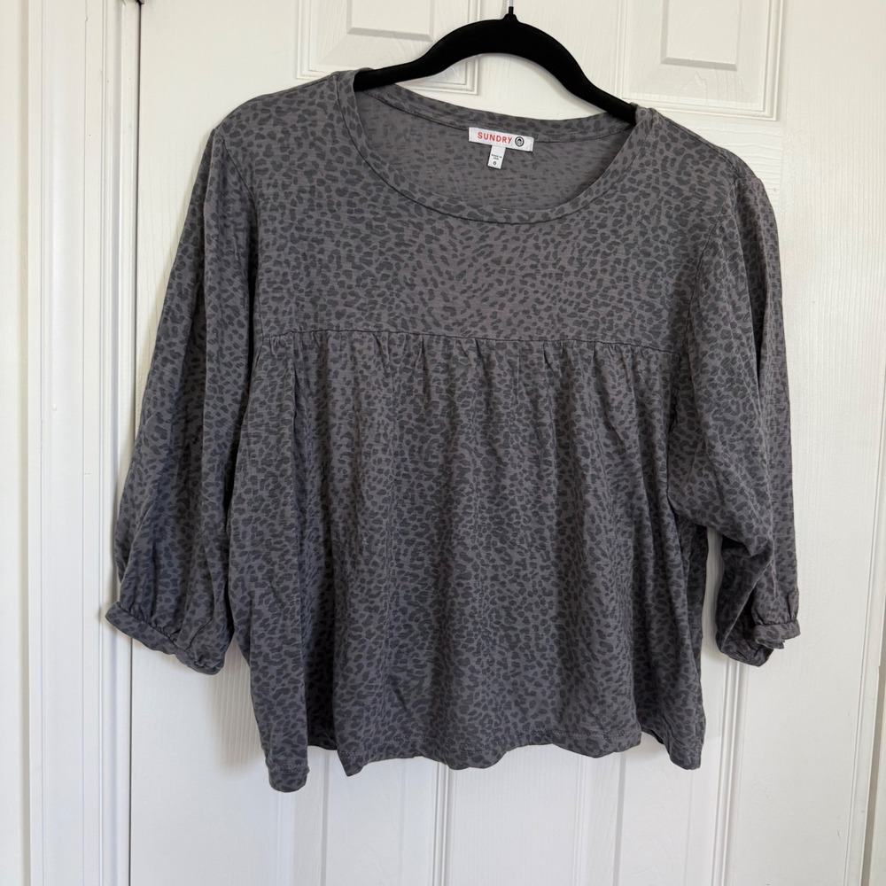 Sundry Grey Leopard Print Pima Cotton Babydoll Top 3/4 Puff Sleeve Women's 0 EUC